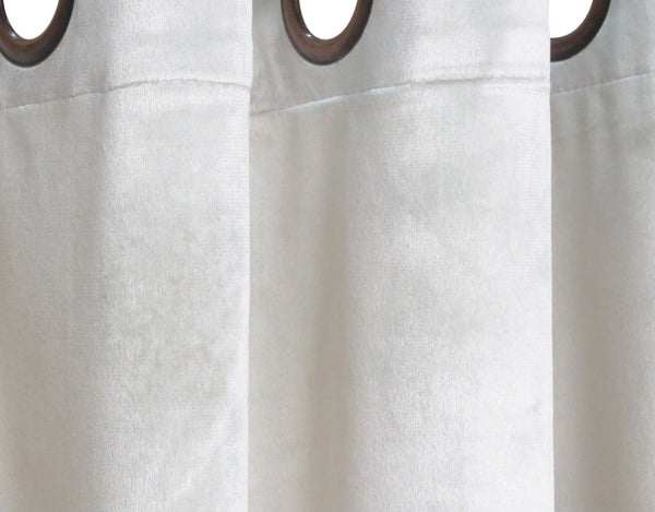 Set Cortinas Velvet 140 x 220 cm Beige.